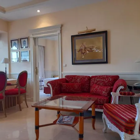Apartment Guadalpin Residences *