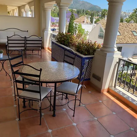 Guadalpin Residences Apartment *