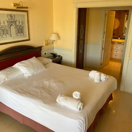 Apartmán Guadalpin Residences *